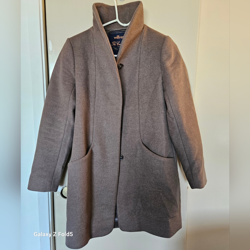 Aritzia cocoon coat Size XS